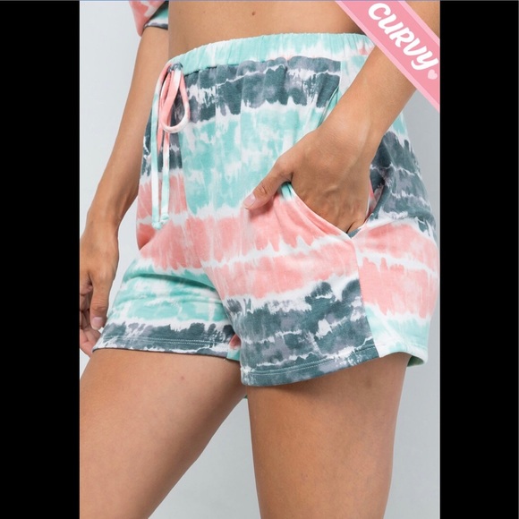 Plus Size Tie Dye Jersey Shorts in Mint - Picture 3 of 8